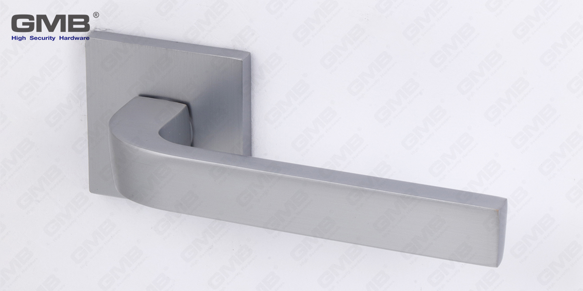 ZINC ALLOY HANDLE Z072503 (8) ZINC ALLOY HANDLE Z072503 (8)