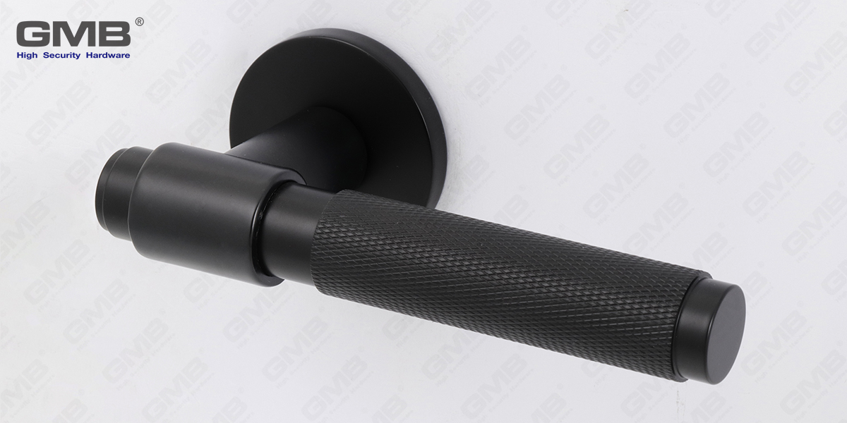 ZINC ALLOY HANDLE Z062411 (3)